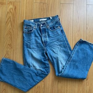 Levi’s high waist rib cage straight leg jean